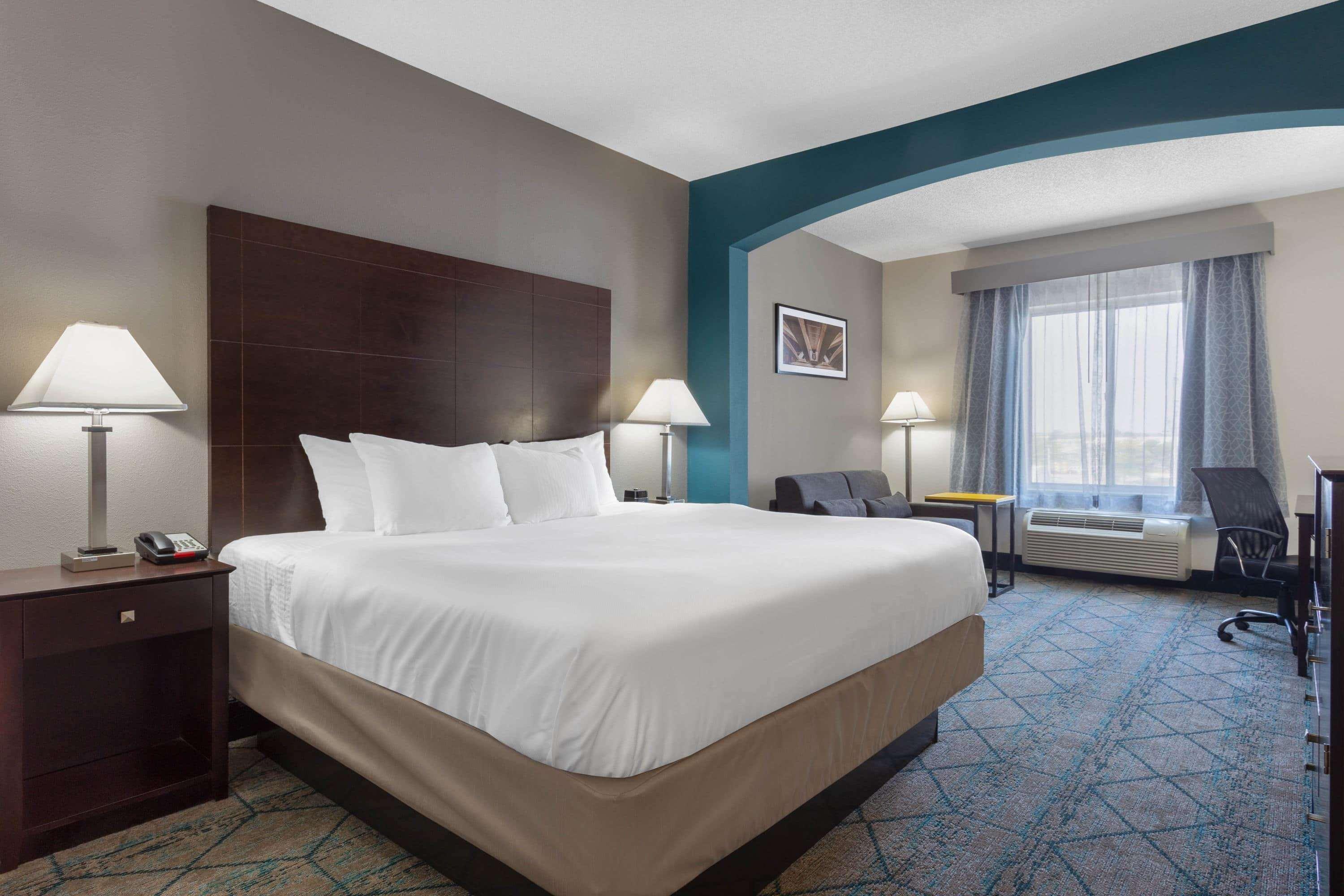 Отель La Quinta By Wyndham Columbus West - Hilliard Экстерьер фото