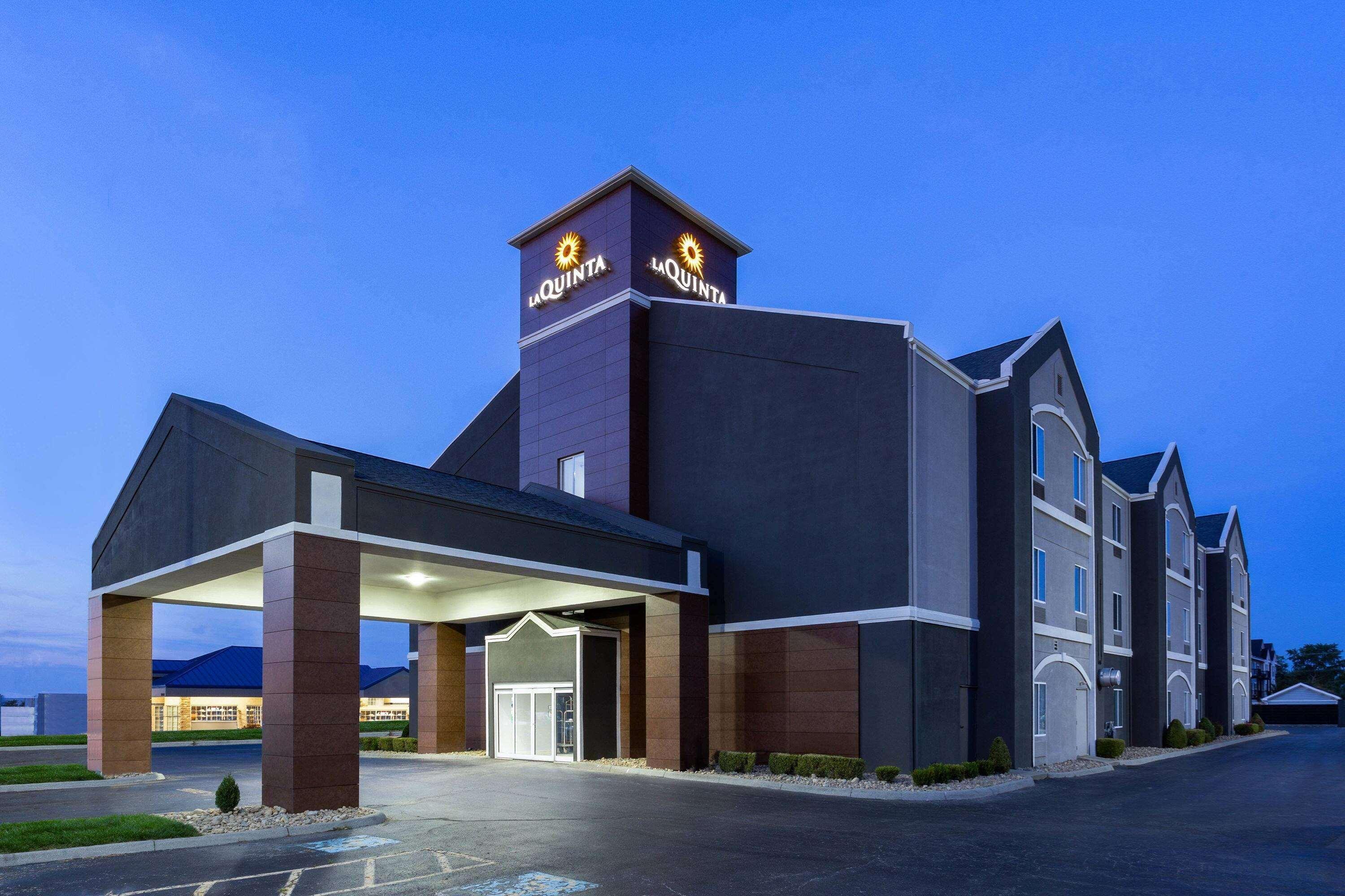 Отель La Quinta By Wyndham Columbus West - Hilliard Экстерьер фото